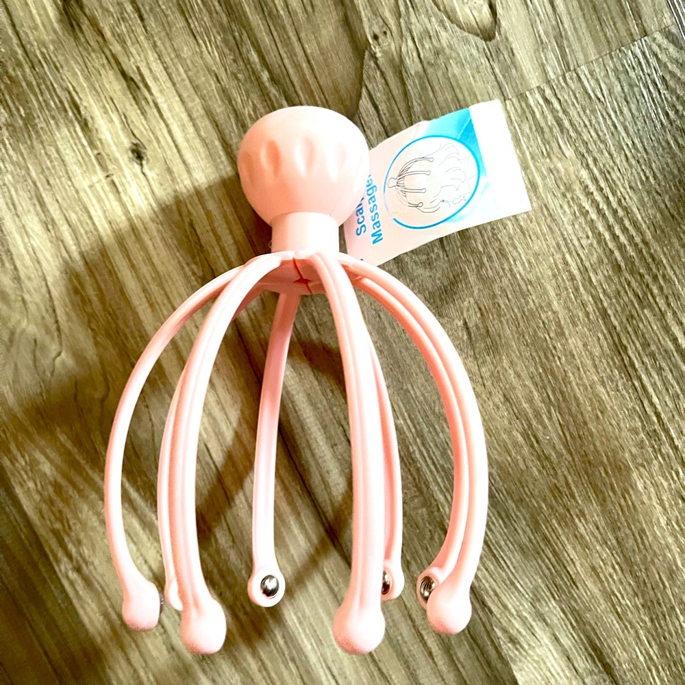 Scalp Massager NWT